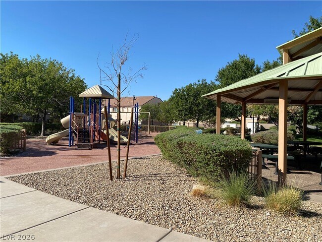 Building Photo - 45 Maleena Mesa St