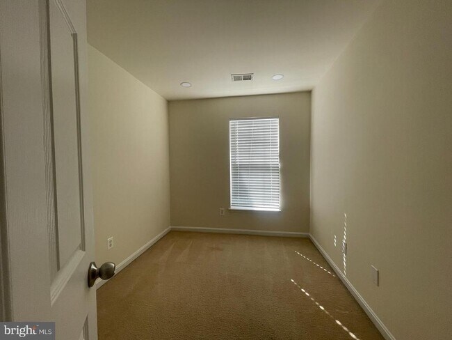 Building Photo - 24673 Nettle Mill Square