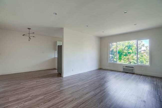 Interior Photo - Stylish Mid-Century Building in West Adams Park Tract