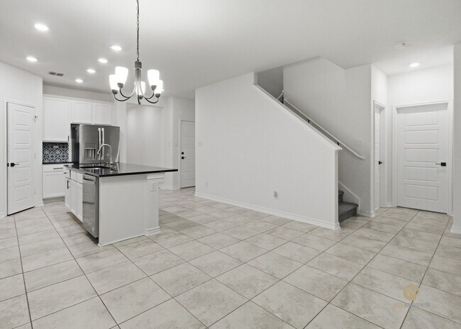 Building Photo - Spacious 4-Bedroom Home for Lease in Champions Manor – Medina Valley ISD!