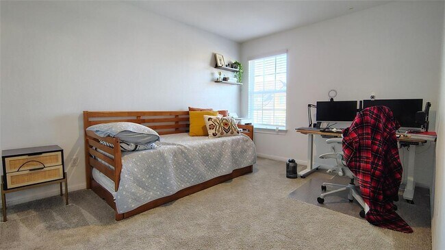 Building Photo - 316 Turnbuckle Bnd