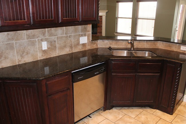 Building Photo - 10217 SW 28th Cir