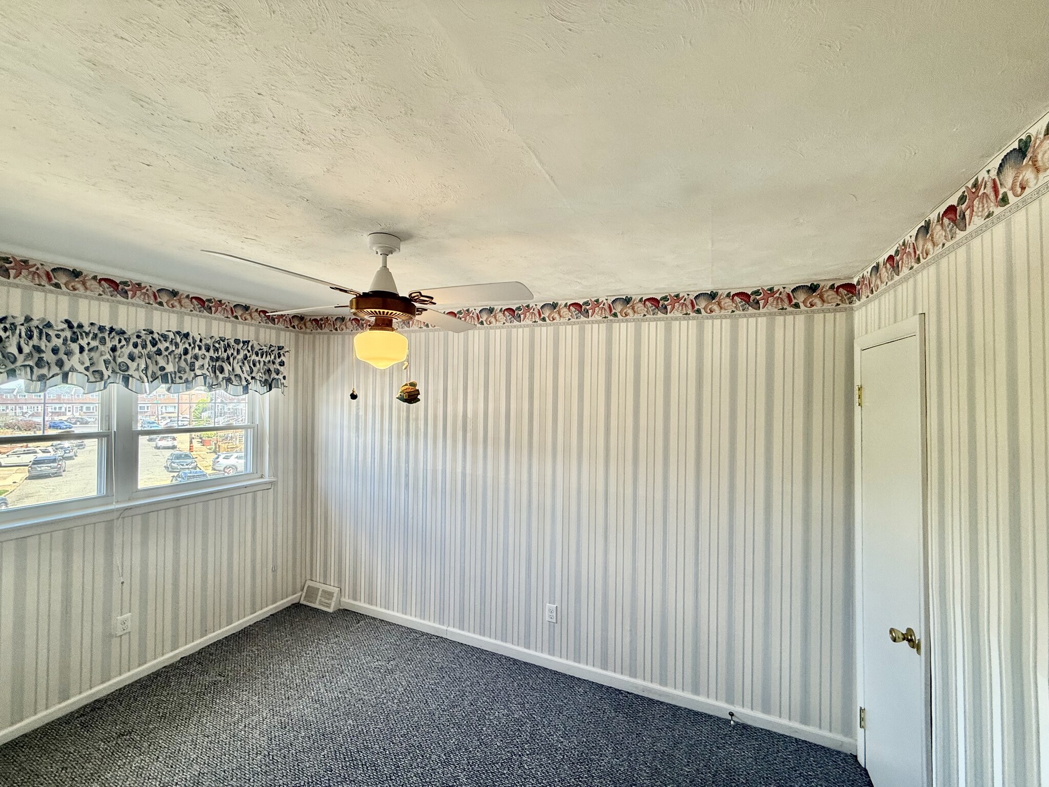 Building Photo - 3620 Canby Dr