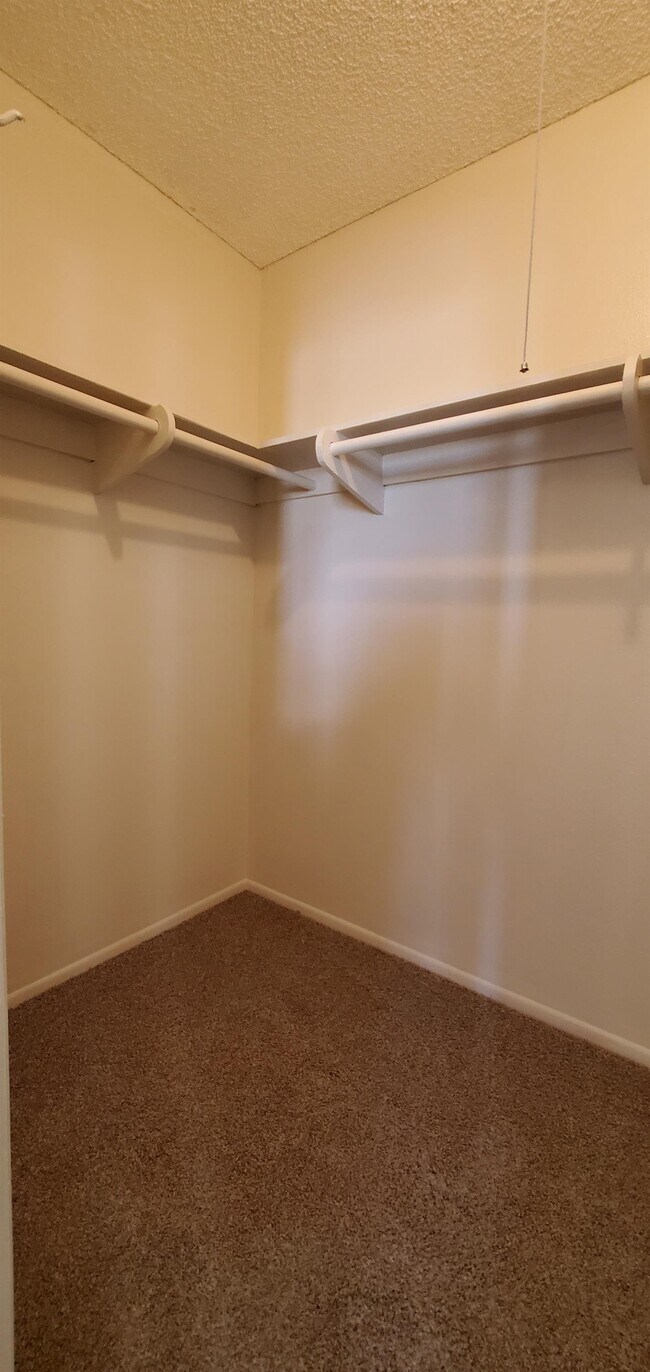 Building Photo - 6825 E Osborn Rd