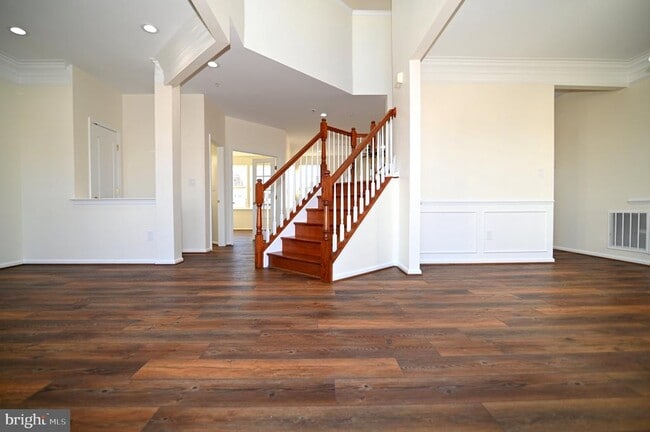 Building Photo - 7001 Chaptico Ct