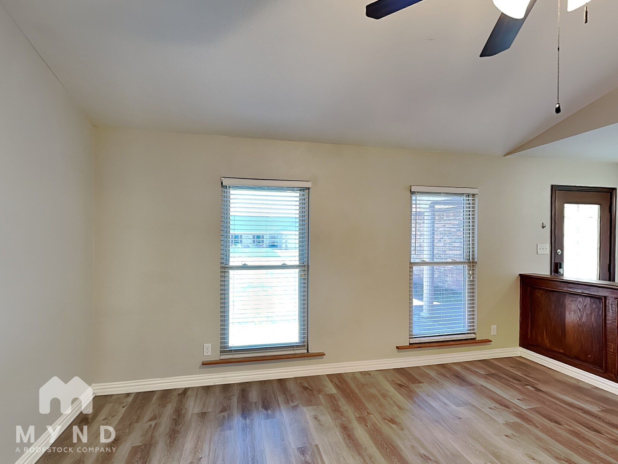 Building Photo - 521 Magnolia Dr