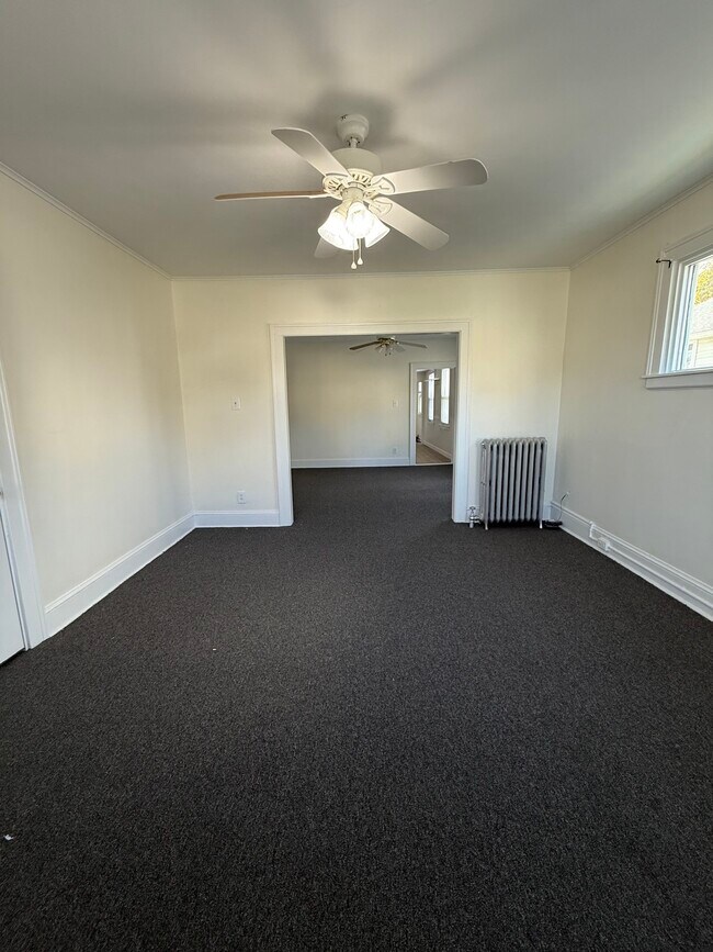 Building Photo - 75 Kelsey St