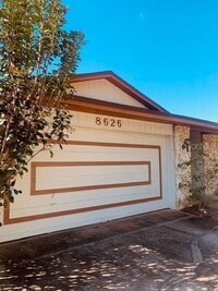 Building Photo - 8626 Sandberry Blvd