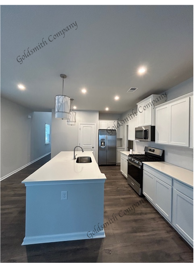 Building Photo - 10 Eugenia Duke Ct