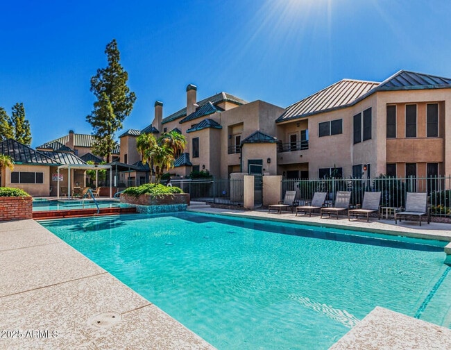 Building Photo - 101 N 7th St