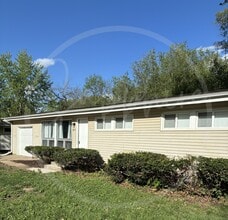 Building Photo - 2815 S Collin Ave
