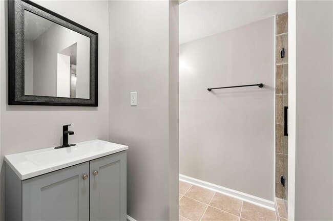 Building Photo - 7260 Foxberry Ct