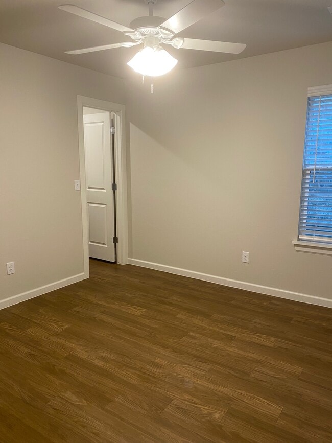 Building Photo - 11311 Breckenridge Dr