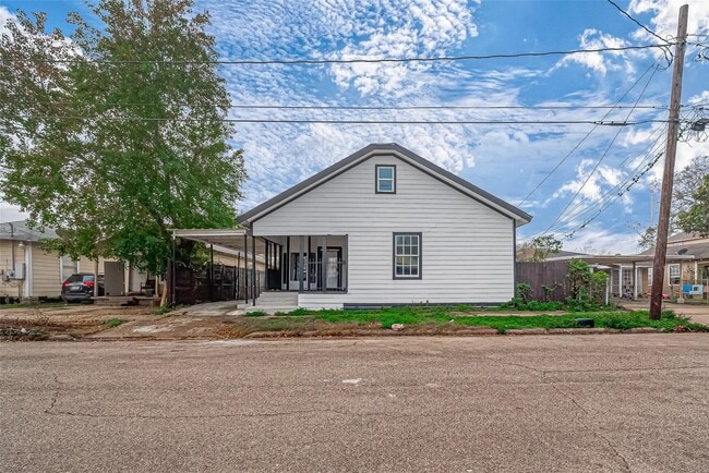 Building Photo - 7422 Avenue I