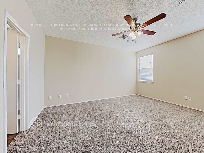 Building Photo - 1304 White Dove Ln