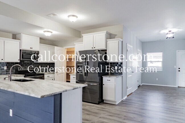 Building Photo - 2311 Washo Cir