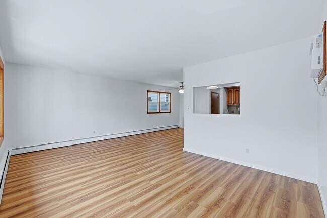 Building Photo - 1151 51st St