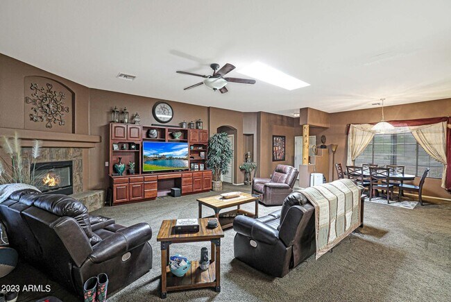 Building Photo - 28920 N Redbloom Ct