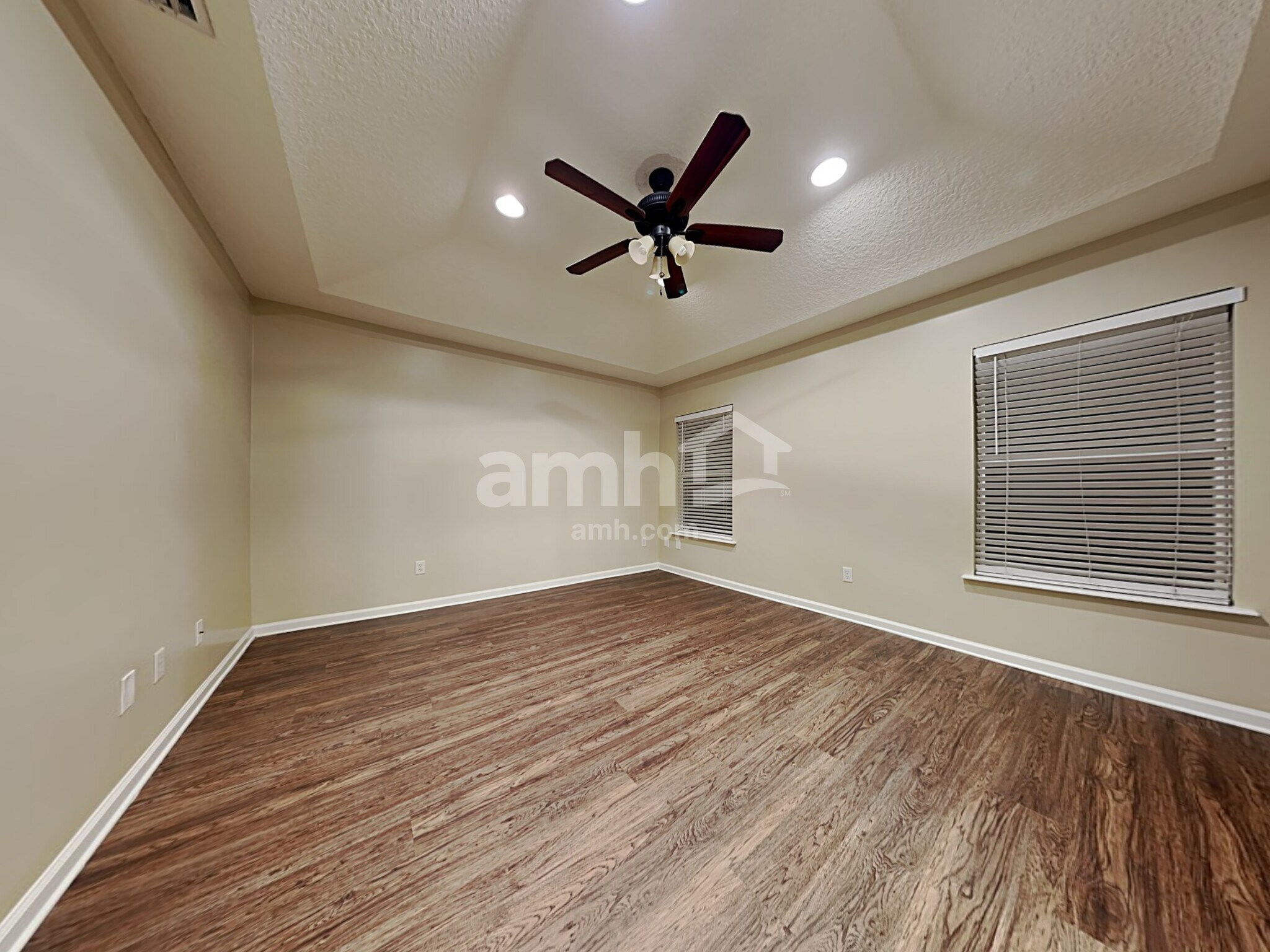 Building Photo - 86336 Augustus Ave