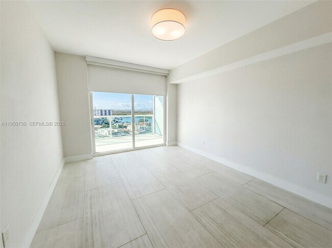 Building Photo - 400 Sunny Isles Blvd