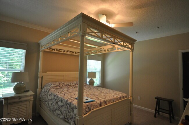 Building Photo - 16120 Blossom Lake Dr