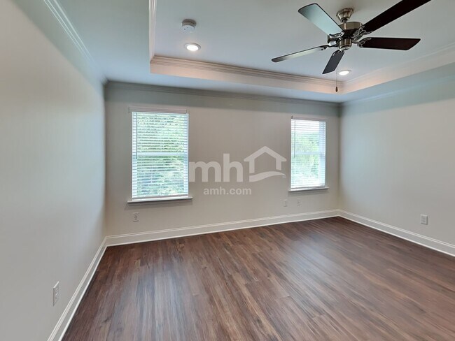 Building Photo - 3741 Blackshear Pl
