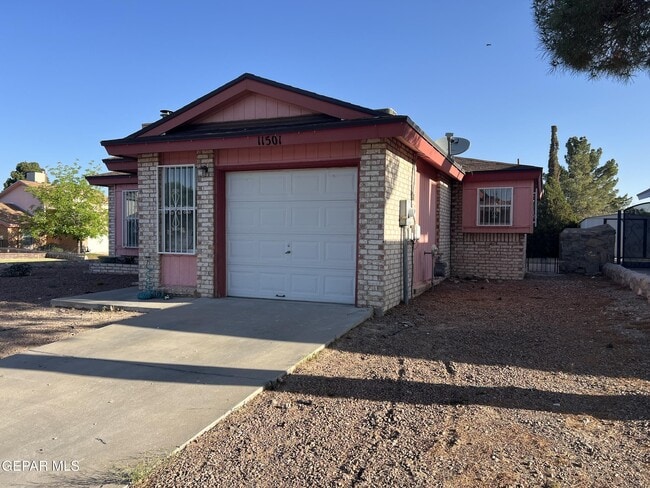 Building Photo - 11501 Cree Ct