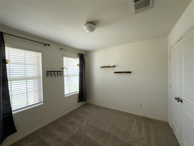 Building Photo - 21417 Wilmiller Ln