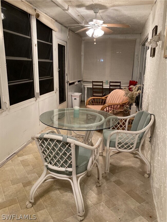 Building Photo - 209 Palm Dr