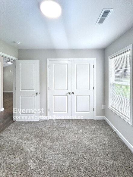 Building Photo - 1653 Reynolds Forest Dr
