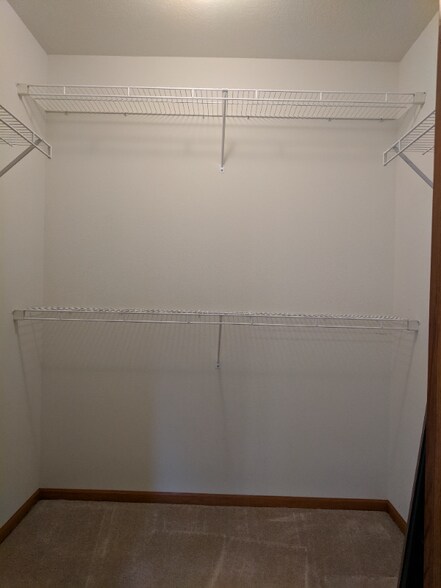 Building Photo - 1523 Pohl Rd