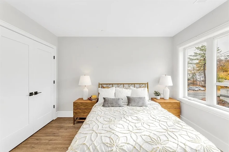 Bedroom - 1000 Washington St