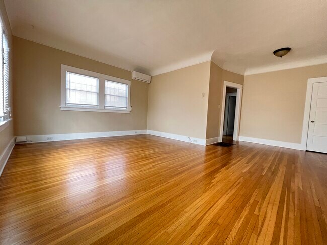 Living room from front door - 1642 La Fayette Rd
