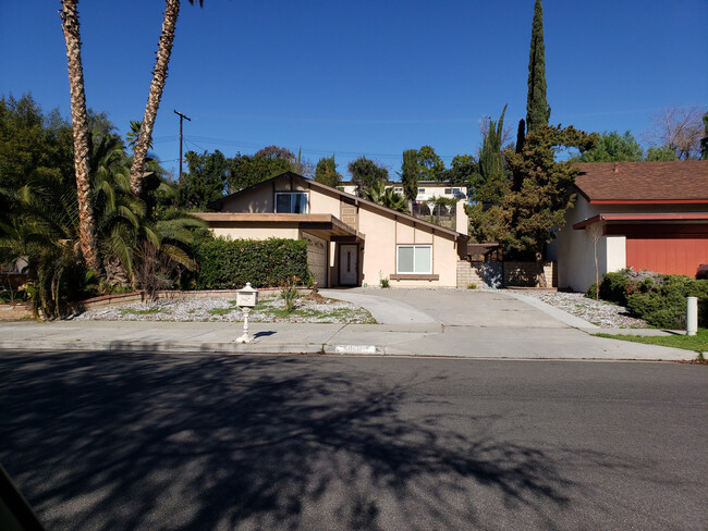 Primary Photo - 4 Bedroom 3 Bathroom Home in Canyon Crest!!