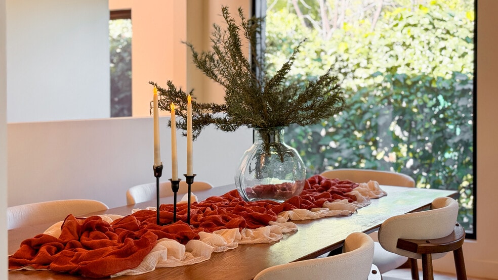 Building Photo - 5323 Monterey Rd