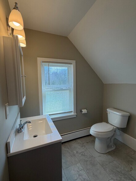 Building Photo - 6452 Collamer Rd