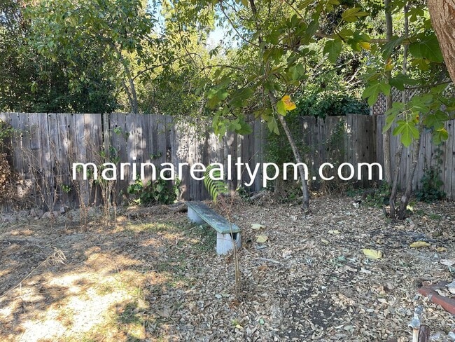 Building Photo - Coming Soon! Charming 3 bedroom, 2 bathroom home located in the Vista area near Vallejo High School