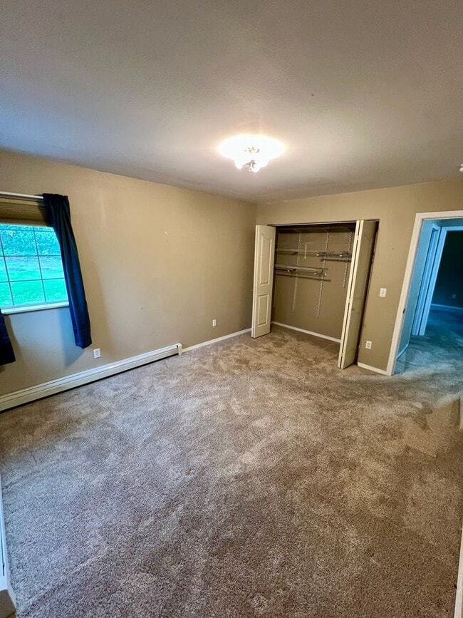 Building Photo - Spacious 3BR/2.5BA Fairbanks Home – Garage...