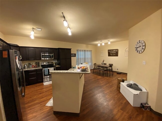 Building Photo - 1239 20th St