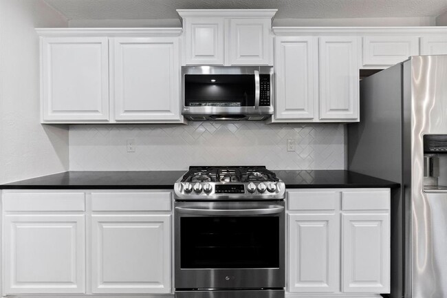 Building Photo - 231 E Golden Arrow Cir