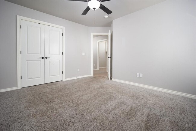 Building Photo - 508 NW 199th St