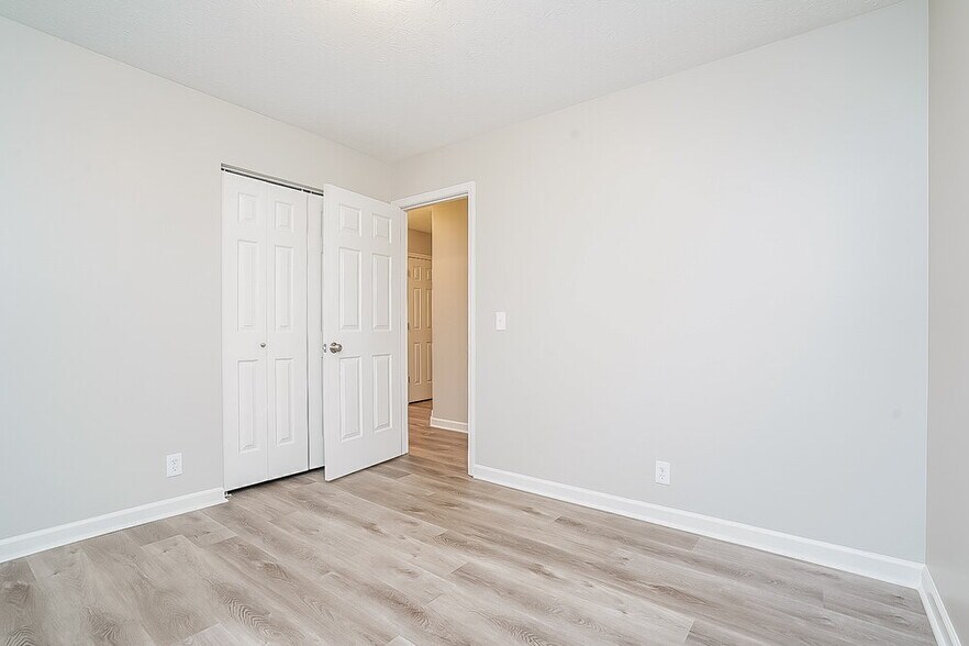 Building Photo - 101 Digby Ct