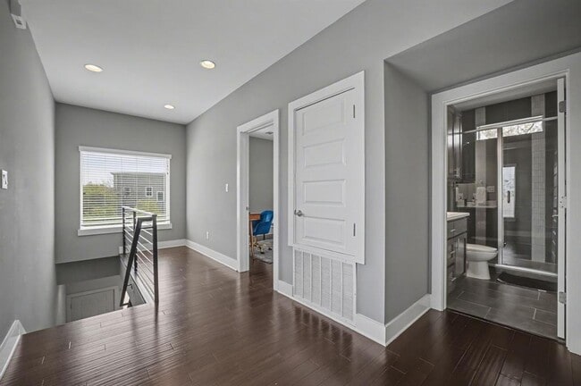 Building Photo - 6700 Canal St