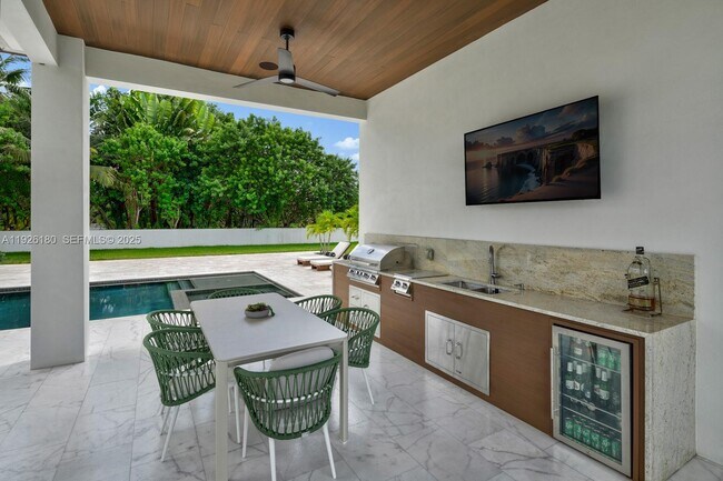 Building Photo - 80 NW 129th Ave