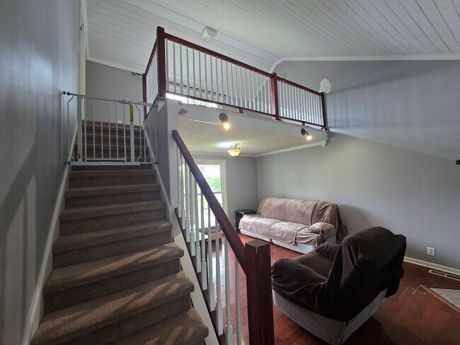 Building Photo - 1/2 OFF 1st Month's Rent