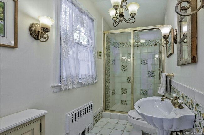 Building Photo - 14 Buckingham Pl