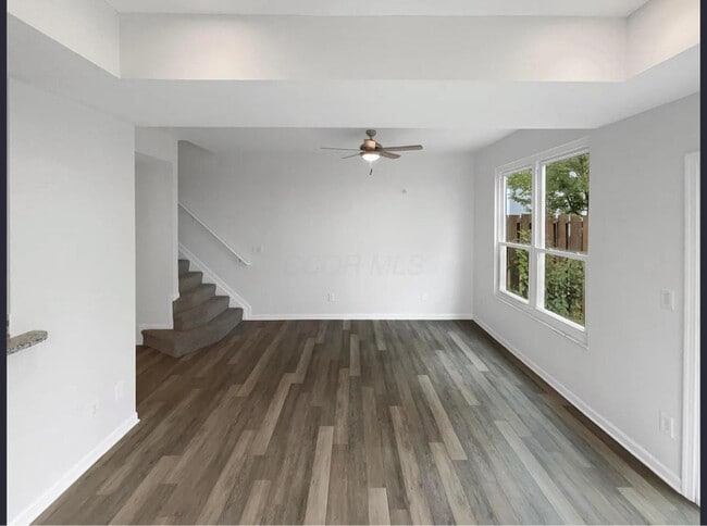 Building Photo - 4953 Albany Meadow