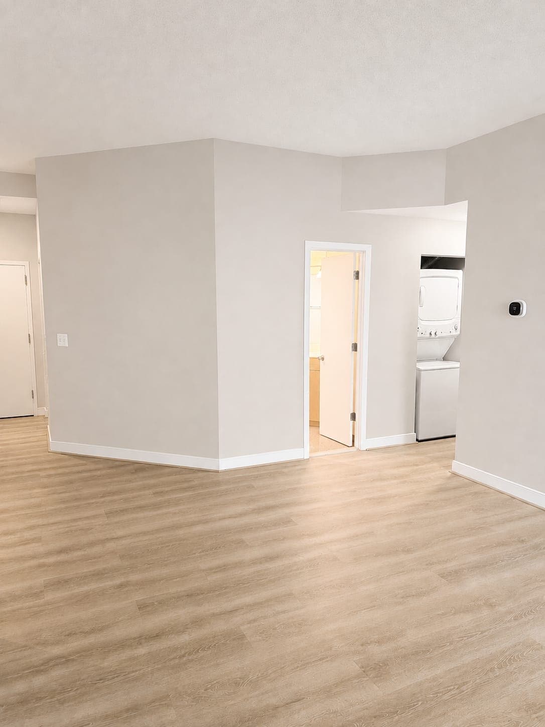 Building Photo - 7500 Woodmont Ave