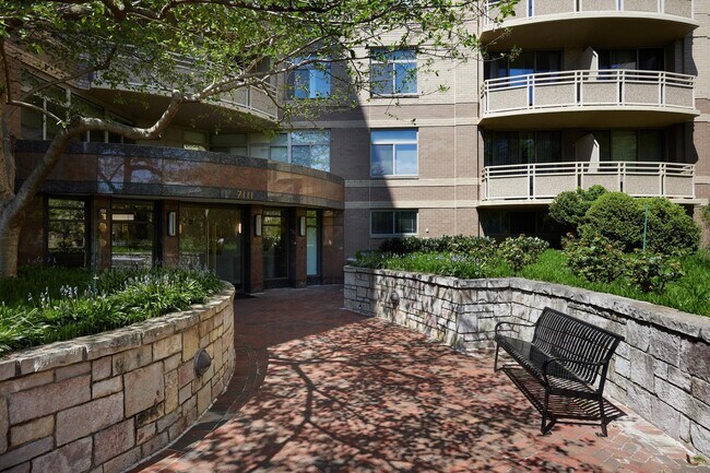 Building Photo - 7111 Woodmont Ave