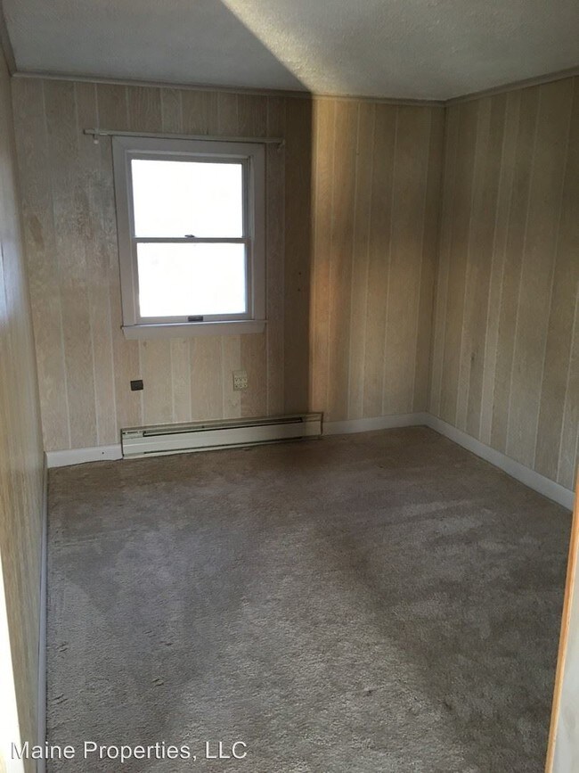 Building Photo - 2 br, 2 bath House - 1 Bonny Eagle Pond Road